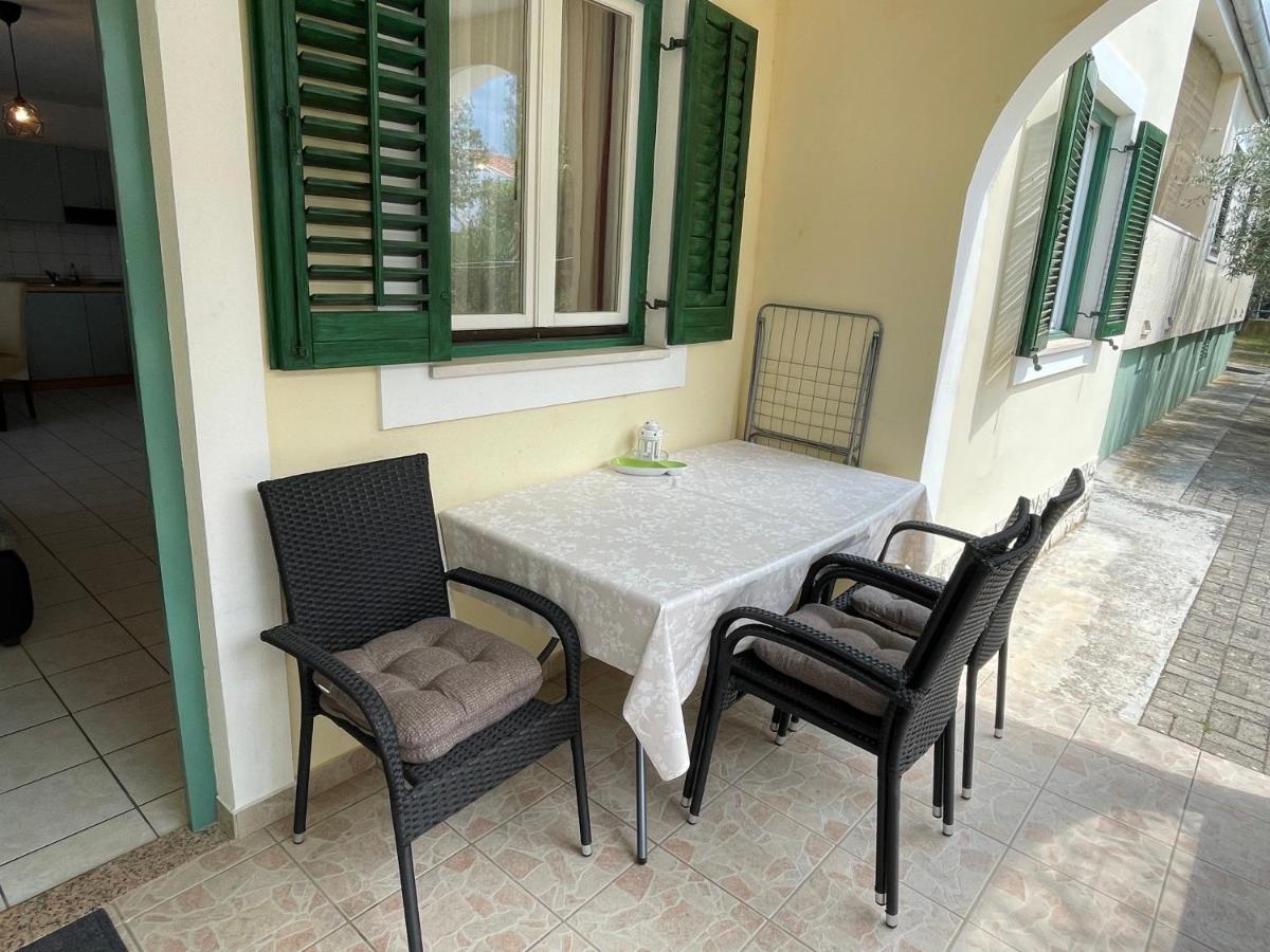Apartments Antonija Punta Skala Next To Falkensteiner Resort 돈제페트레케인 외부 사진