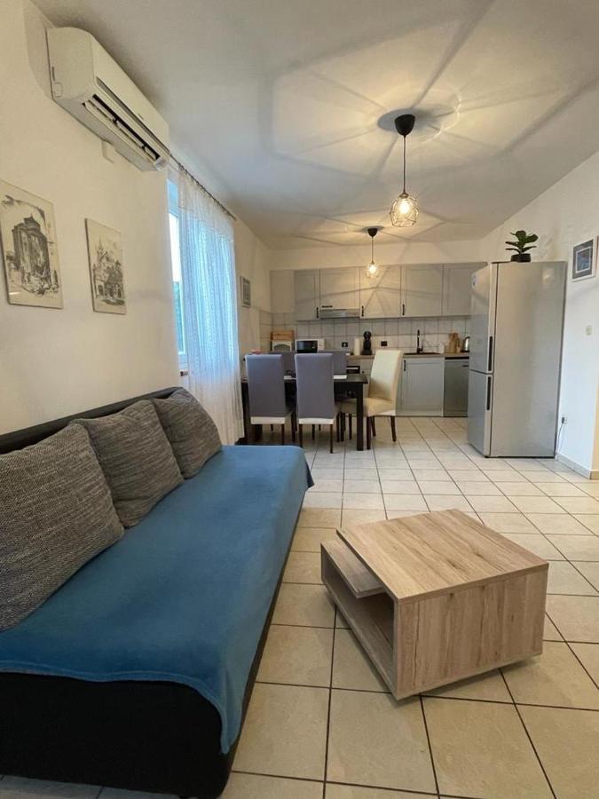 Apartments Antonija Punta Skala Next To Falkensteiner Resort 돈제페트레케인 외부 사진