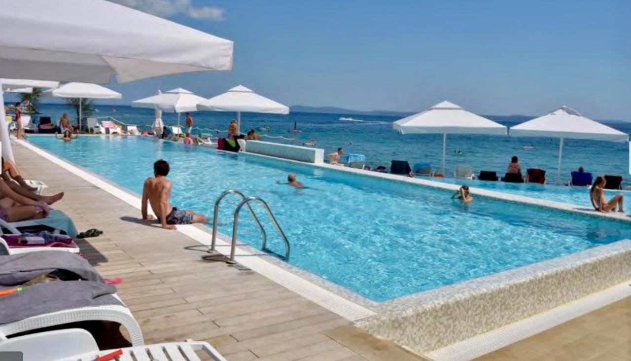 Apartments Antonija Punta Skala Next To Falkensteiner Resort 돈제페트레케인 외부 사진
