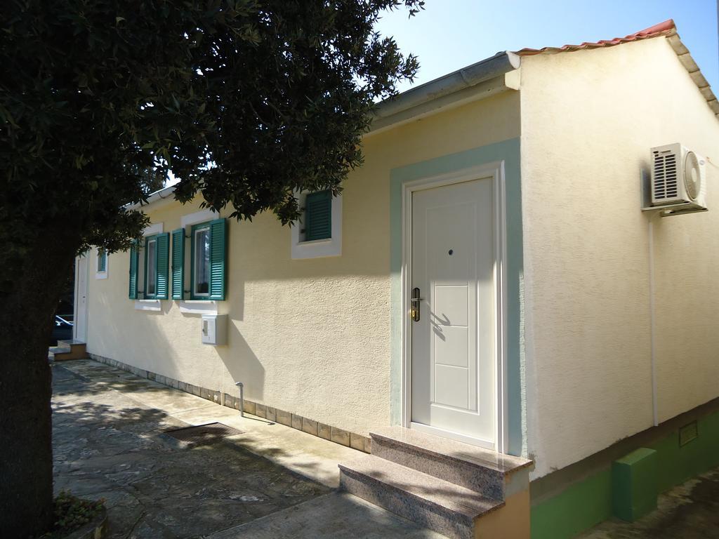 Apartments Antonija Punta Skala Next To Falkensteiner Resort 돈제페트레케인 외부 사진
