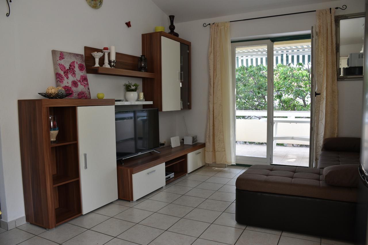 Apartments Antonija Punta Skala Next To Falkensteiner Resort 돈제페트레케인 외부 사진