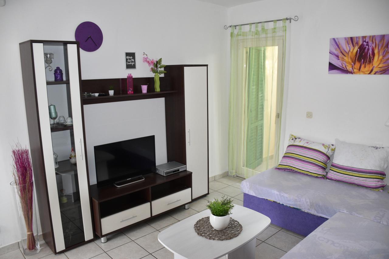 Apartments Antonija Punta Skala Next To Falkensteiner Resort 돈제페트레케인 외부 사진