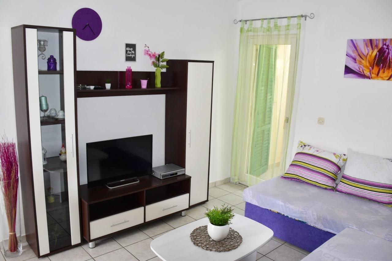Apartments Antonija Punta Skala Next To Falkensteiner Resort 돈제페트레케인 외부 사진