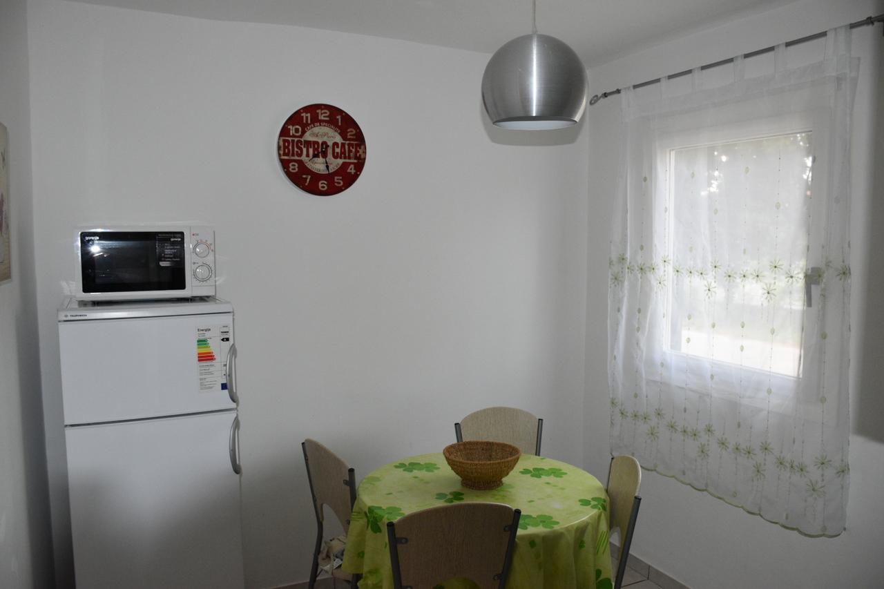 Apartments Antonija Punta Skala Next To Falkensteiner Resort 돈제페트레케인 외부 사진